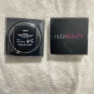 HUDA correctors concealer shades two available